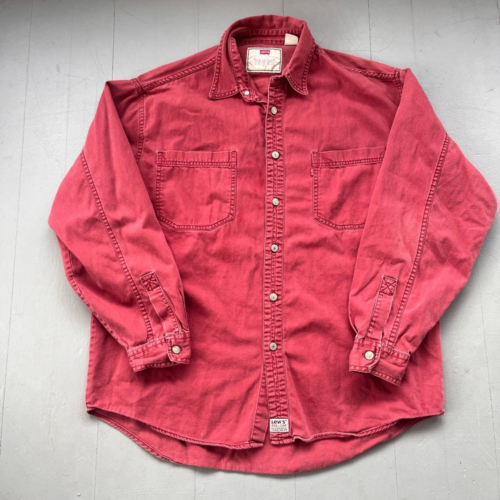 Levi's Men's Casual Red Button Down Shirt